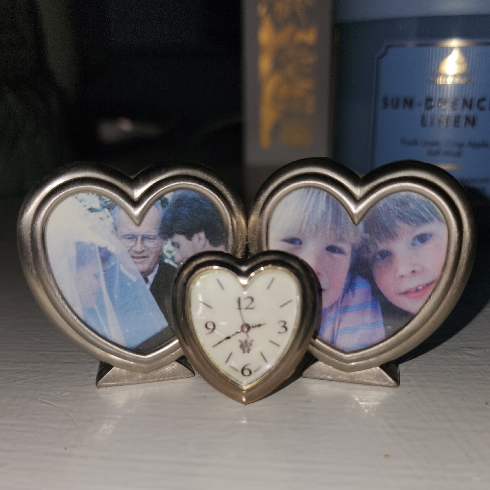 New Timex Heart-Shaped Silver Clock Frame